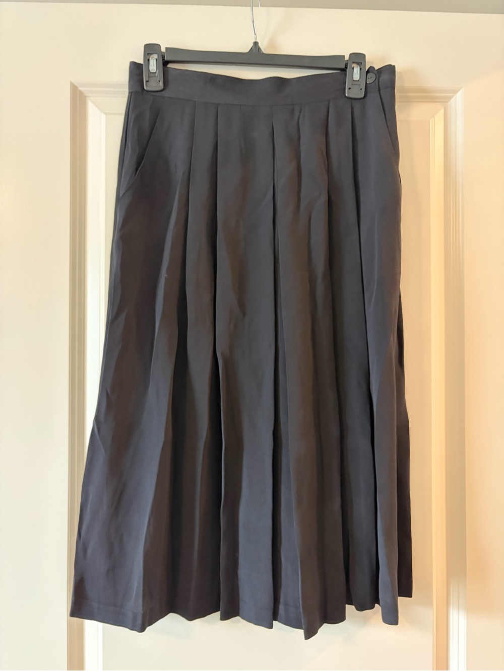 VINTAGE Diversity Petite Black A-Line Flowy Skirt